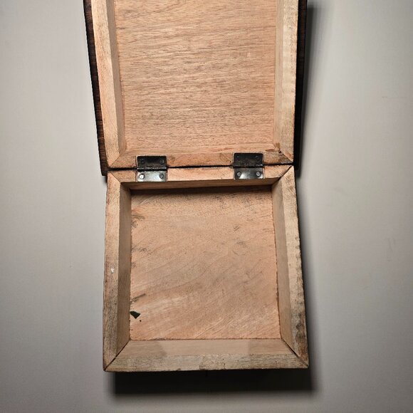 Carved Wood Elephant Box 7 x 7 - New - Picture 5 of 14